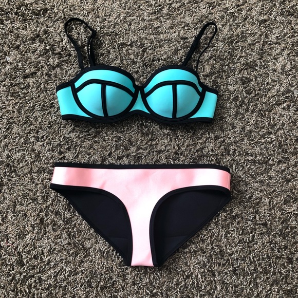 triangl swimwear Other - Triangl Swimwear Bikini Set size Small